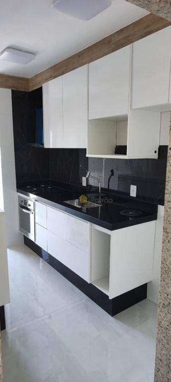 Apartamento à venda com 3 quartos, 83m² - Foto 31