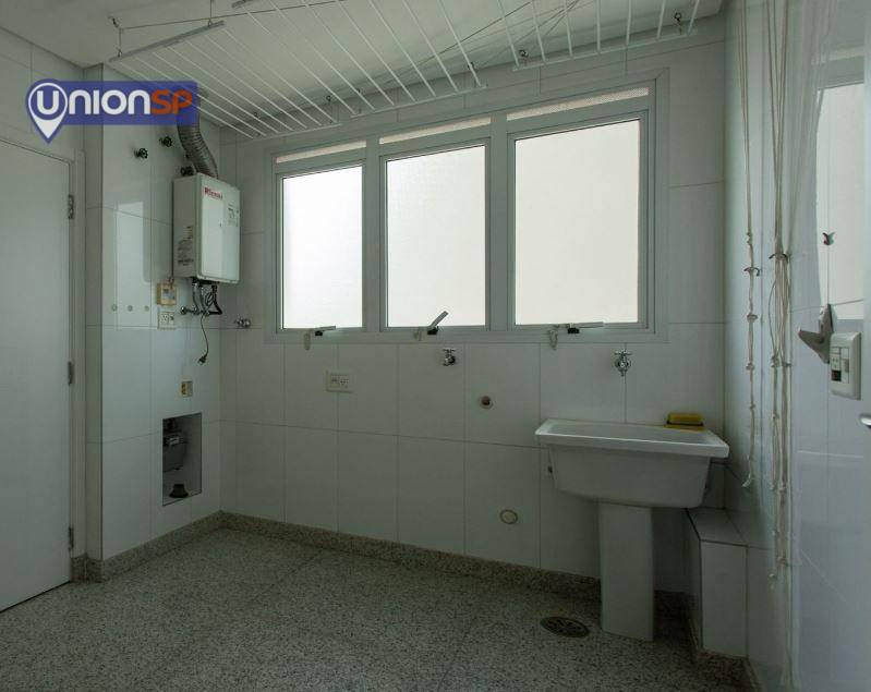 Apartamento à venda com 4 quartos, 218m² - Foto 22