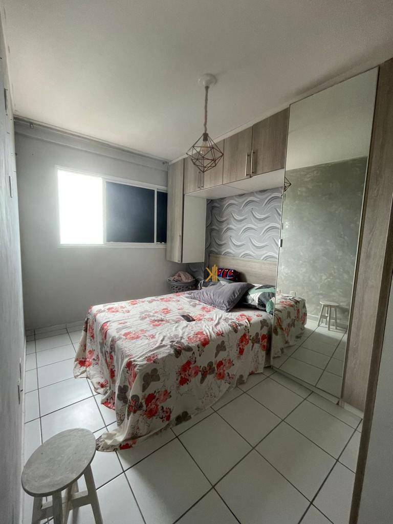 Apartamento à venda com 3 quartos, 47m² - Foto 8