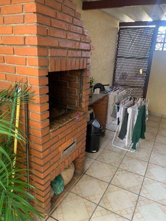 Sobrado à venda com 4 quartos, 180m² - Foto 8