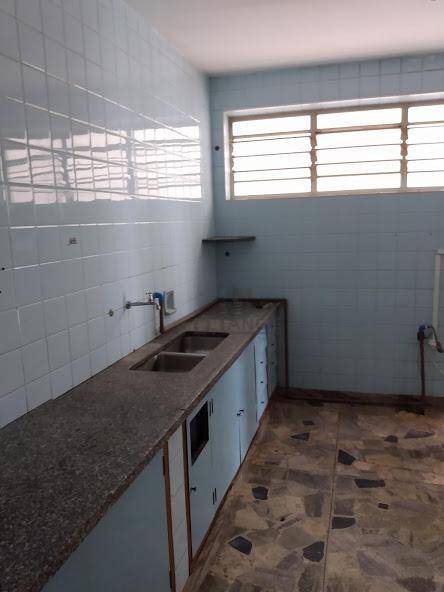 Casa à venda e aluguel com 4 quartos, 318m² - Foto 10