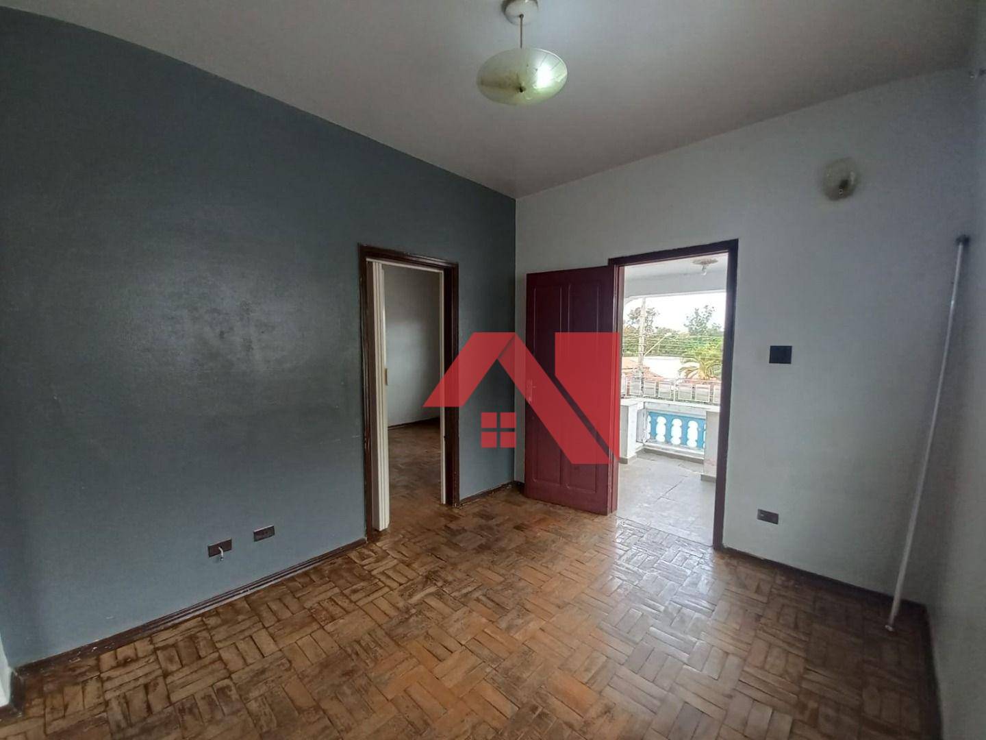 Casa à venda com 3 quartos, 180m² - Foto 9