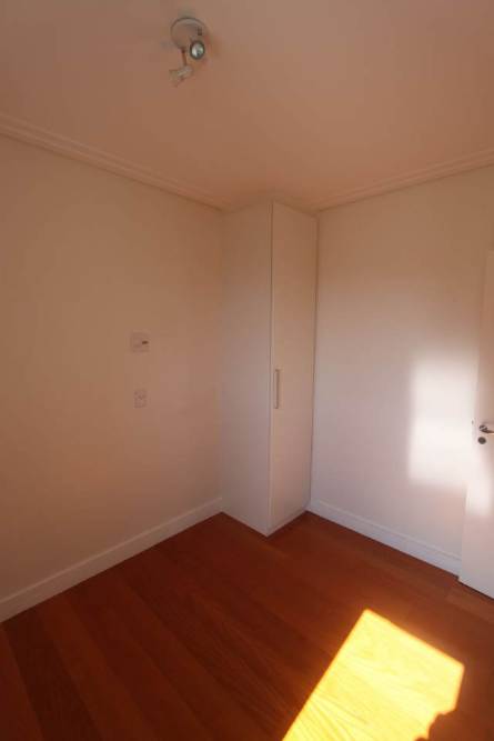 Apartamento para alugar com 2 quartos, 67m² - Foto 13