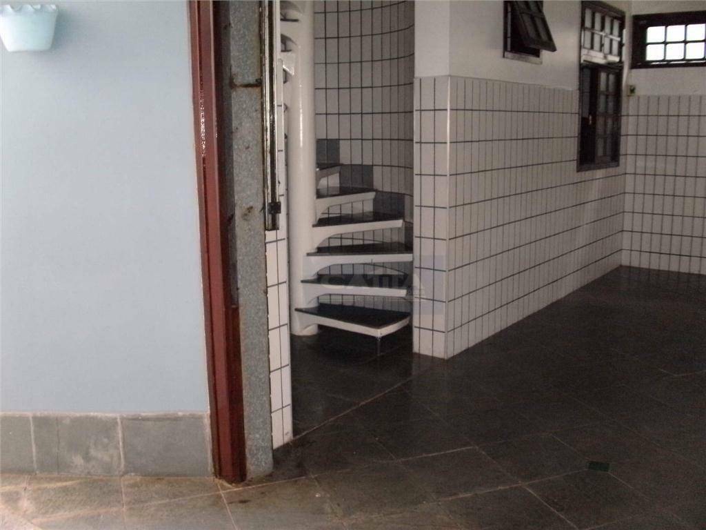 Sobrado à venda com 3 quartos, 400m² - Foto 45