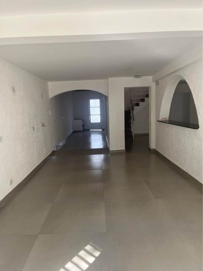 Sobrado para alugar com 3 quartos, 220m² - Foto 9