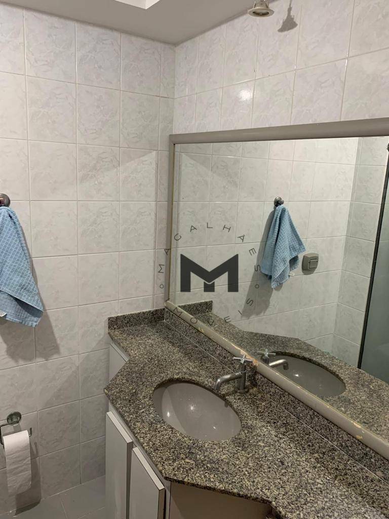 Apartamento à venda com 2 quartos, 75m² - Foto 17