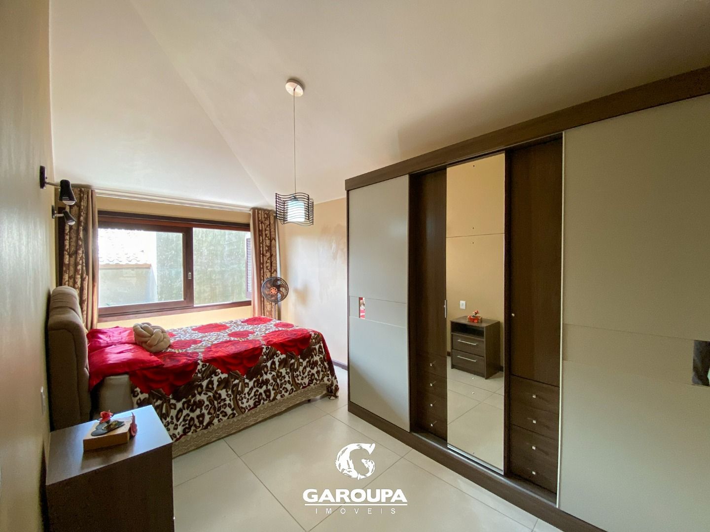 Casa à venda com 3 quartos, 234m² - Foto 27