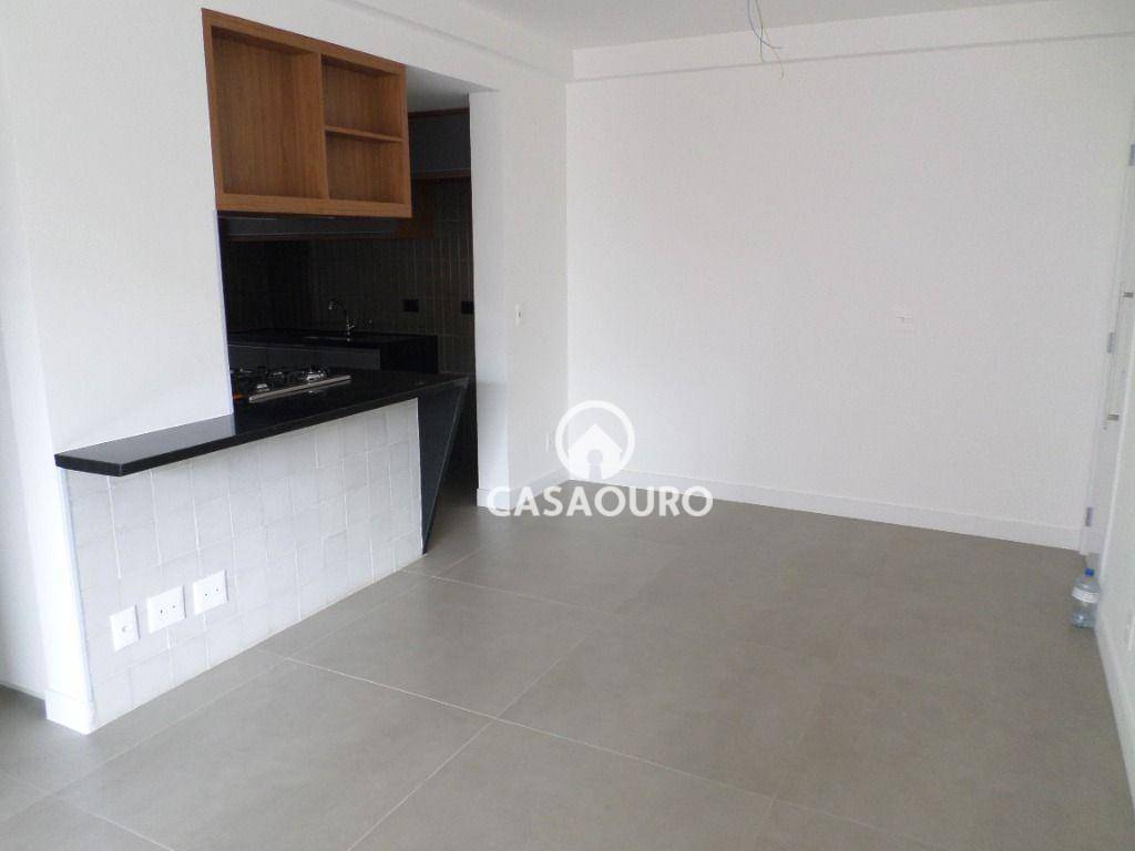 Apartamento à venda com 2 quartos, 62m² - Foto 20