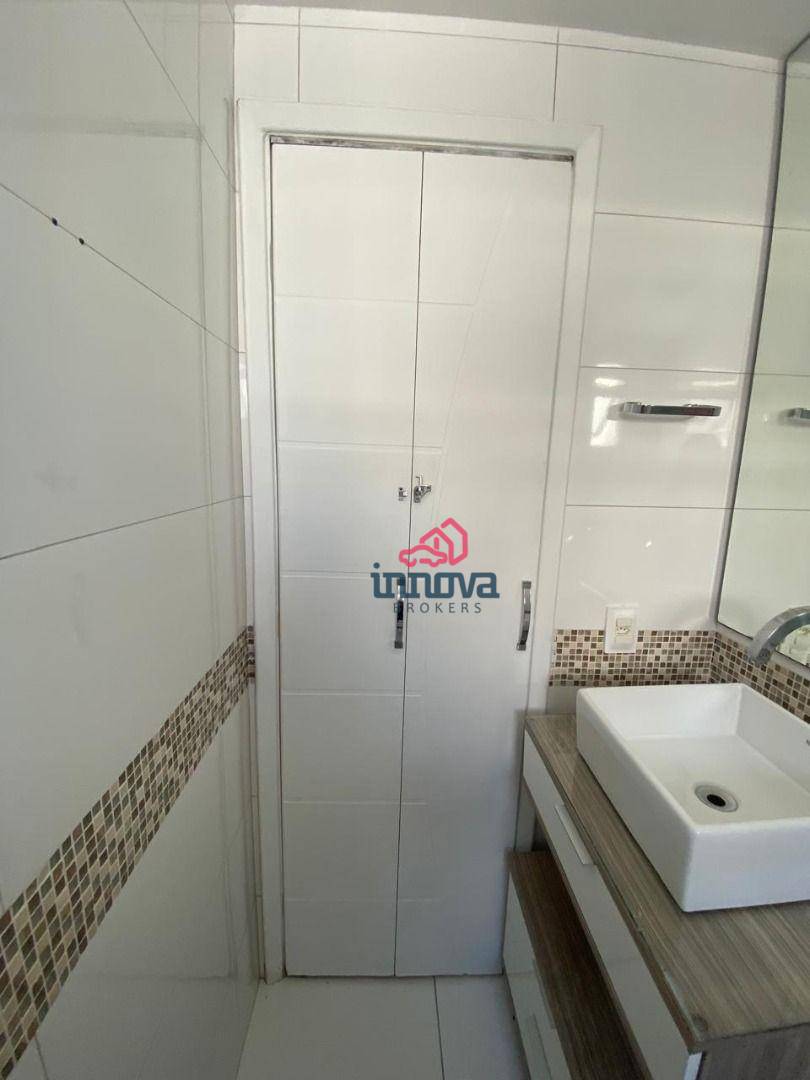 Apartamento à venda com 2 quartos, 65m² - Foto 17