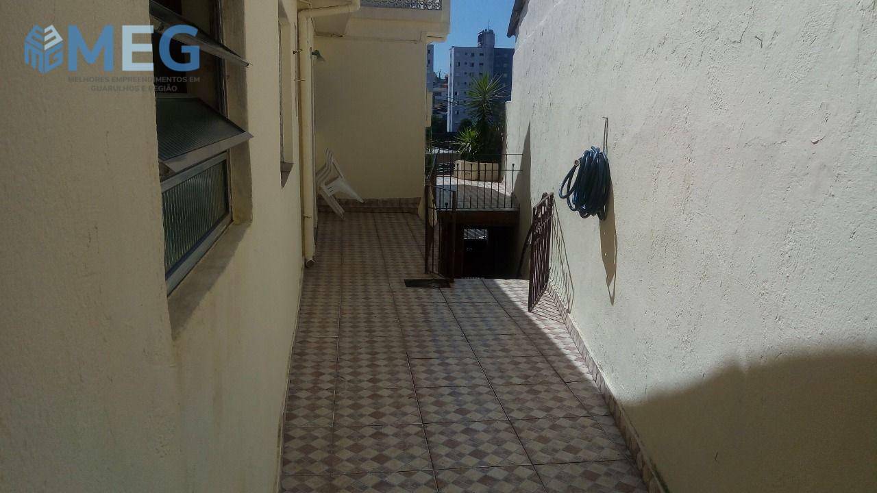 Casa à venda com 4 quartos, 95m² - Foto 11