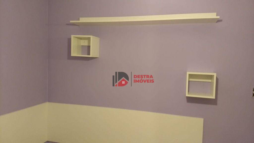 Apartamento à venda com 2 quartos, 70m² - Foto 33