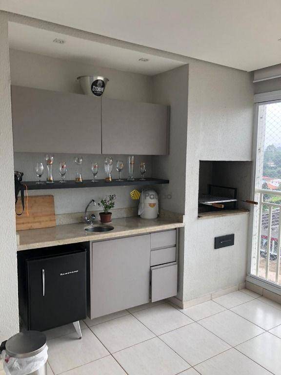 Apartamento à venda com 3 quartos, 155m² - Foto 3