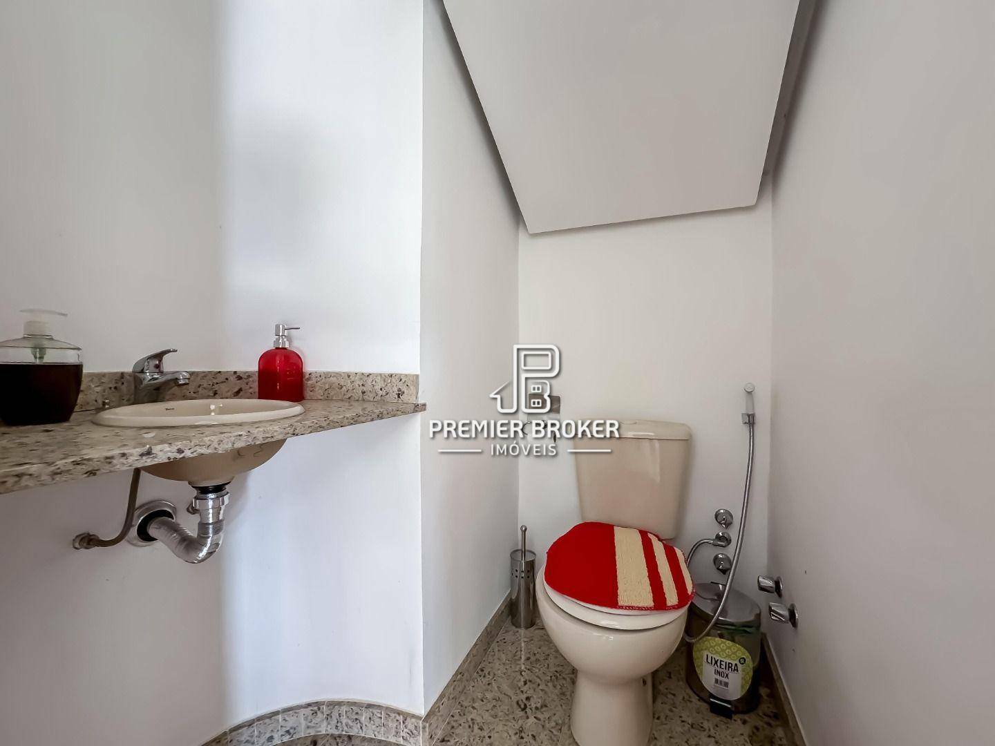 Casa de Condomínio à venda com 5 quartos, 213m² - Foto 11