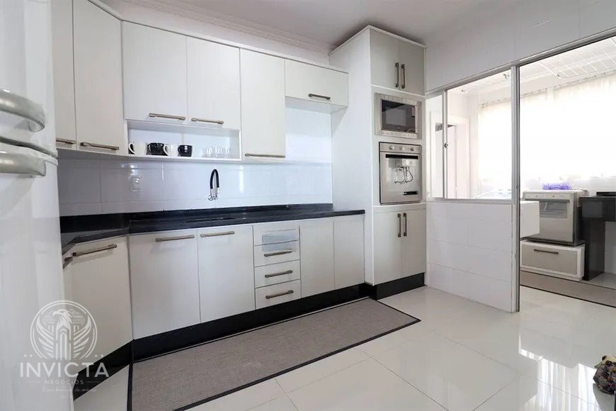 Apartamento à venda com 4 quartos, 147m² - Foto 19