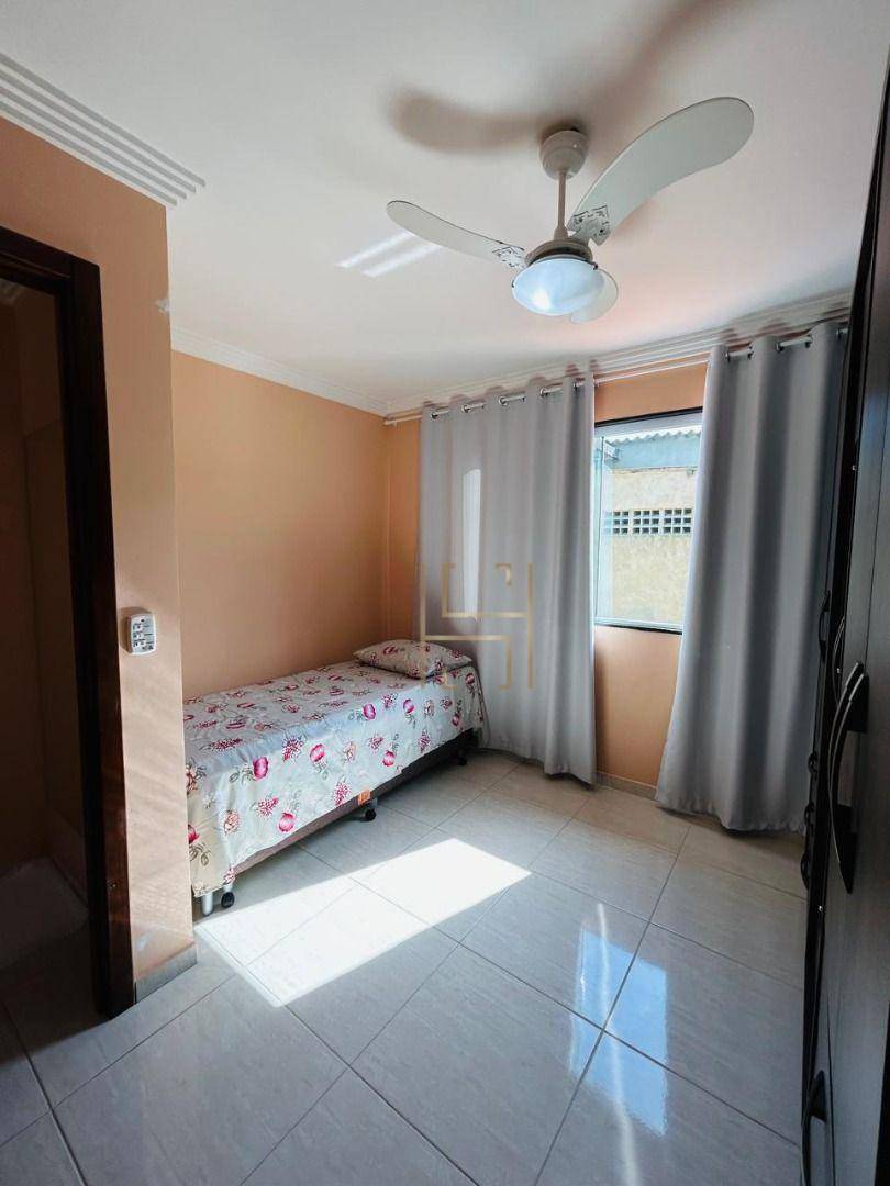 Casa à venda com 4 quartos, 300m² - Foto 29