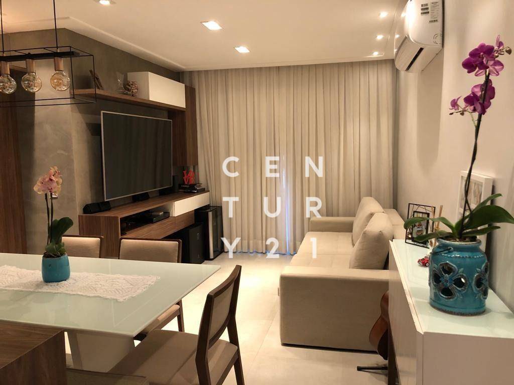 Apartamento à venda com 2 quartos, 72m² - Foto 5