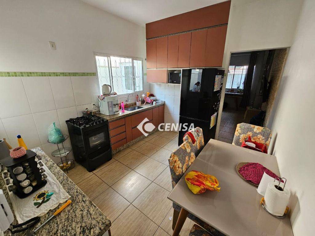 Casa à venda com 3 quartos, 105m² - Foto 7