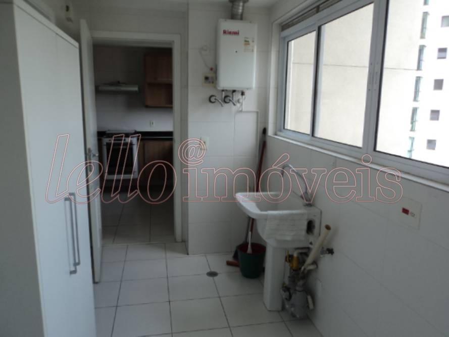 Apartamento para alugar com 3 quartos, 200m² - Foto 15