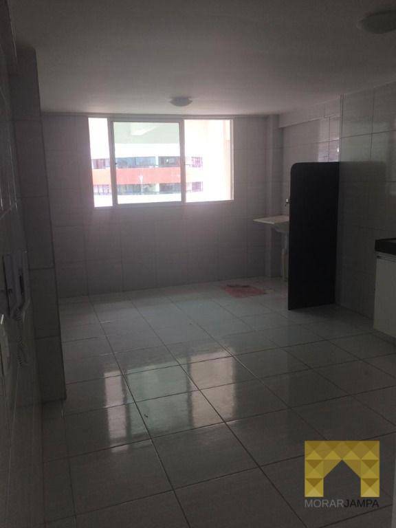 Apartamento para alugar com 3 quartos, 91m² - Foto 14