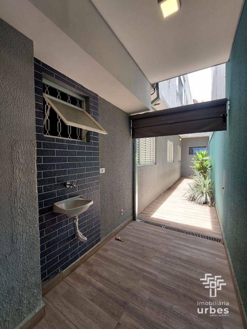 Casa para alugar com 3 quartos, 236m² - Foto 35