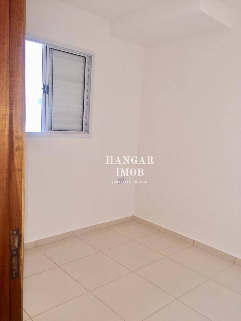 Apartamento à venda com 2 quartos, 40m² - Foto 13