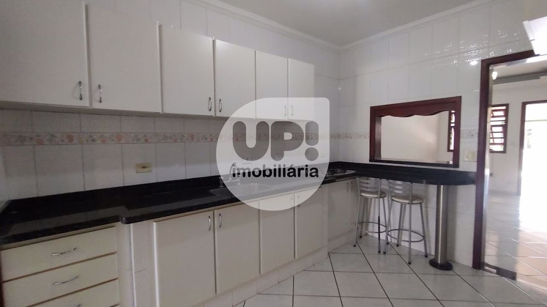 Casa de Condomínio à venda com 4 quartos, 180m² - Foto 13