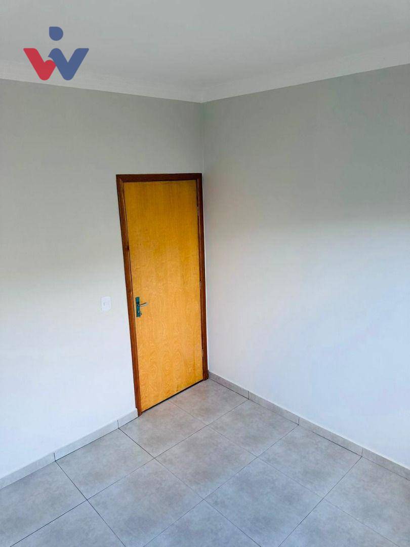 Casa à venda com 3 quartos, 68m² - Foto 15