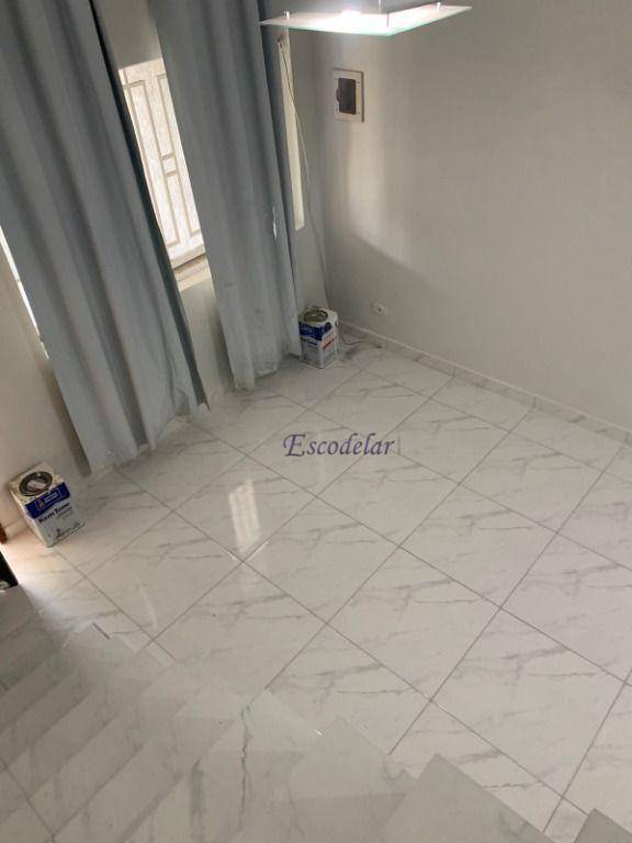 Sobrado à venda com 3 quartos, 110m² - Foto 2