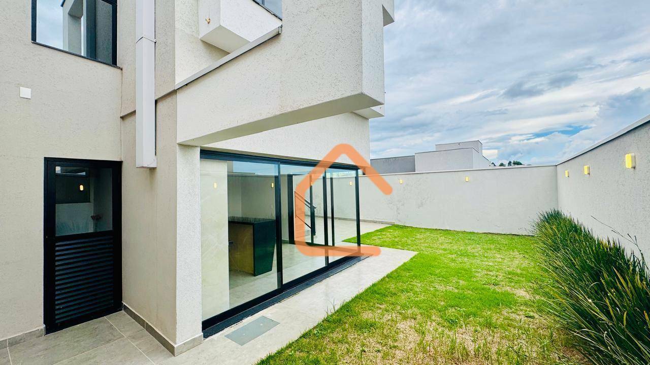 Casa à venda com 3 quartos, 163m² - Foto 6