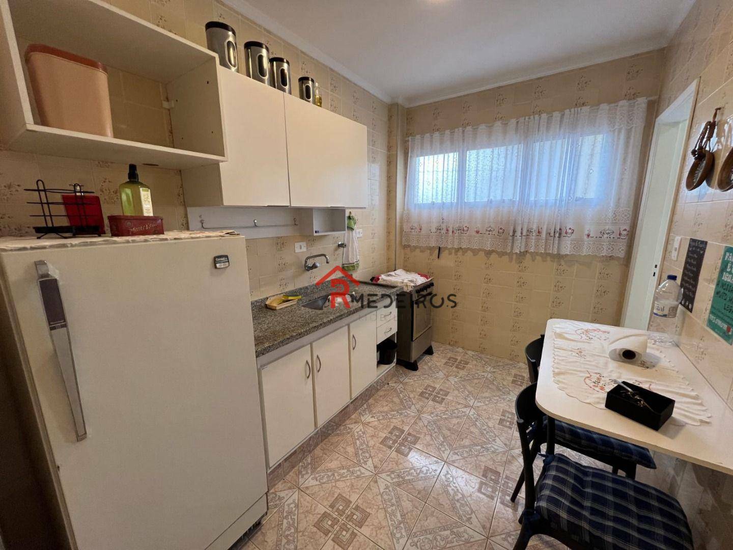 Apartamento à venda com 1 quarto, 45m² - Foto 10