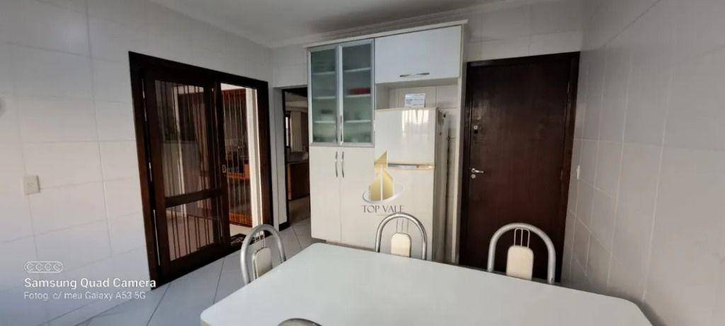 Sobrado à venda com 4 quartos, 207m² - Foto 9