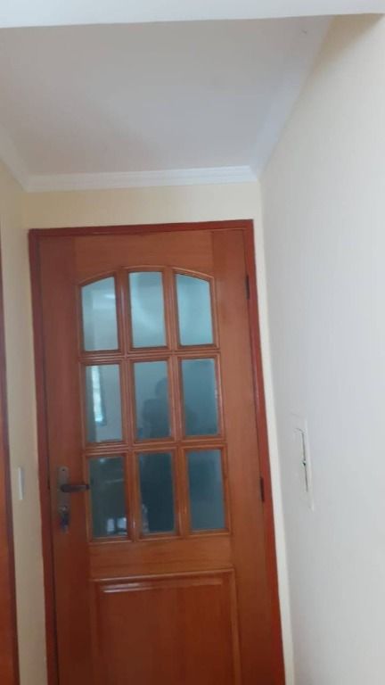 Apartamento à venda com 2 quartos, 68m² - Foto 2