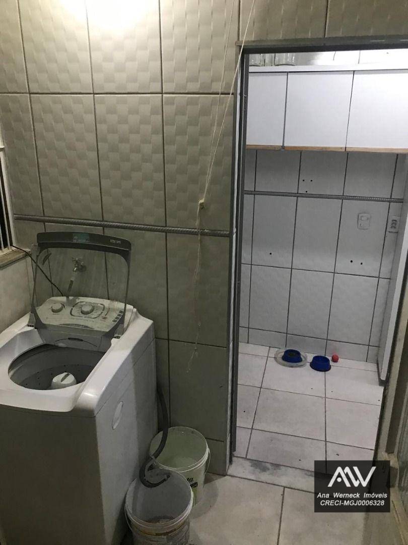 Casa à venda com 3 quartos, 250m² - Foto 18