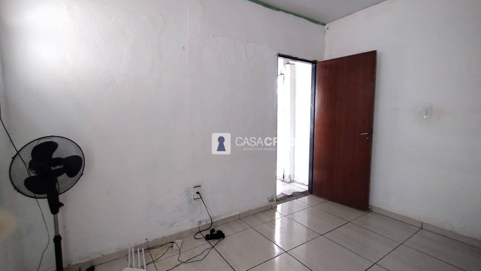 Casa à venda com 3 quartos, 200m² - Foto 18