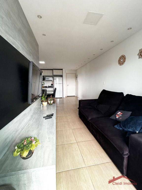 Apartamento à venda com 3 quartos, 81m² - Foto 8