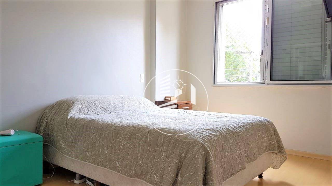 Apartamento à venda com 3 quartos, 100m² - Foto 1