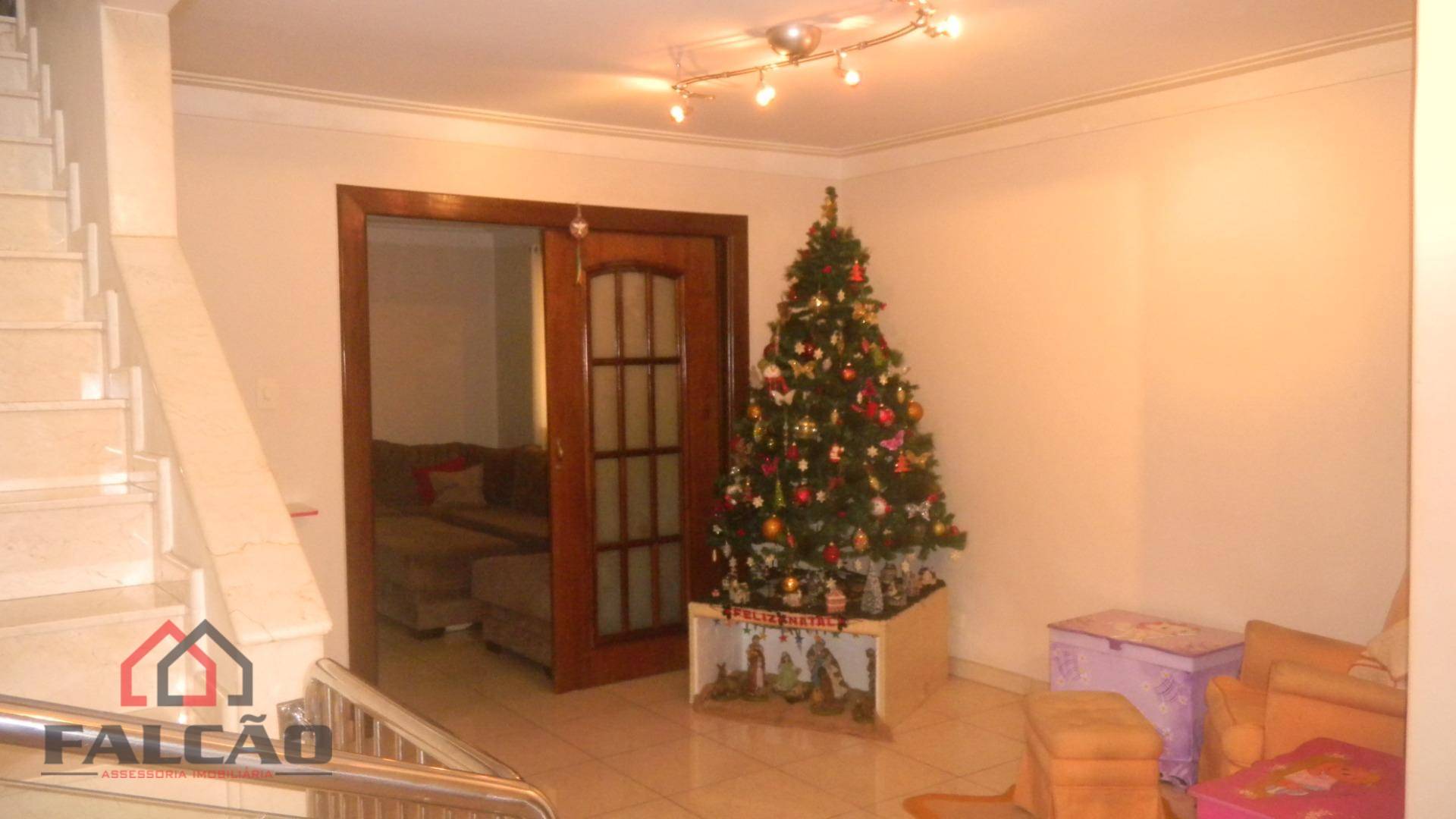 Sobrado à venda com 3 quartos, 195m² - Foto 1