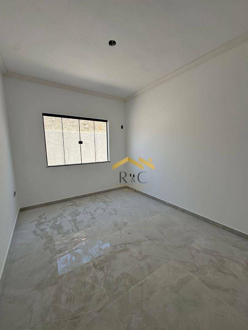 Casa à venda com 3 quartos, 71m² - Foto 9