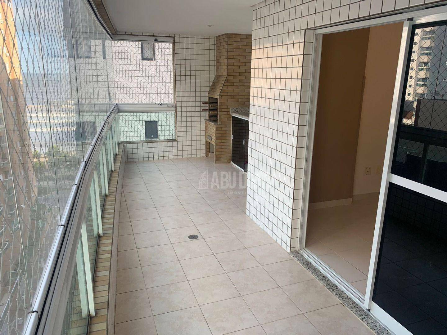 Apartamento à venda com 3 quartos, 113m² - Foto 1