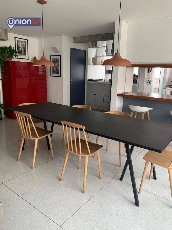 Apartamento à venda com 4 quartos, 196m² - Foto 3