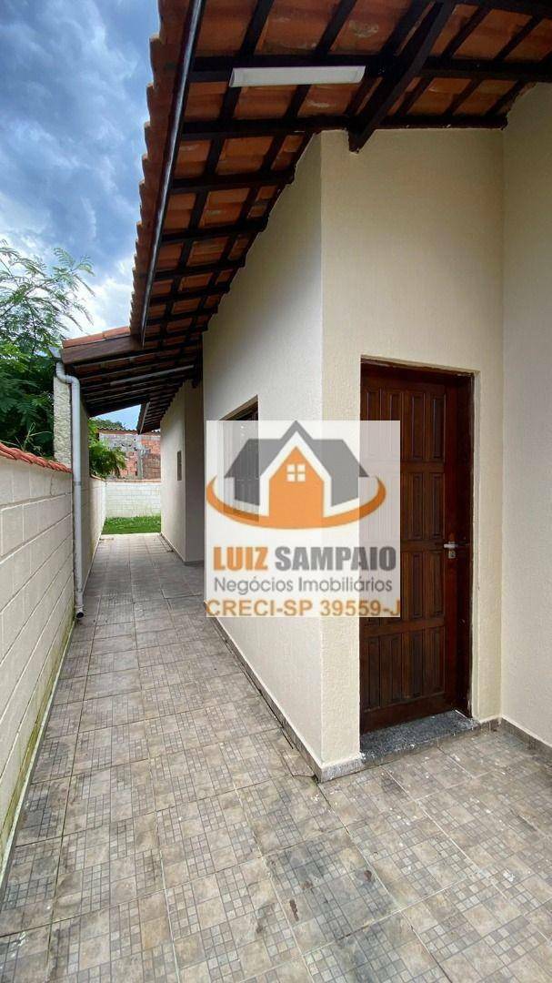 Casa à venda com 2 quartos, 56m² - Foto 5