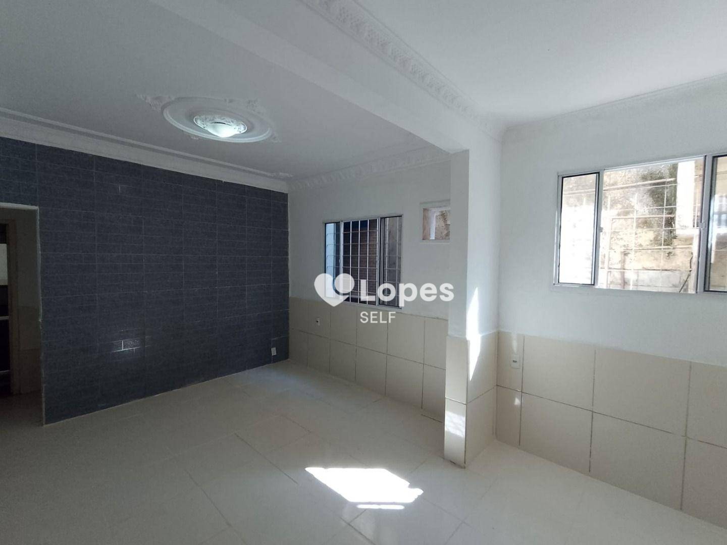 Apartamento à venda com 2 quartos, 70m² - Foto 2