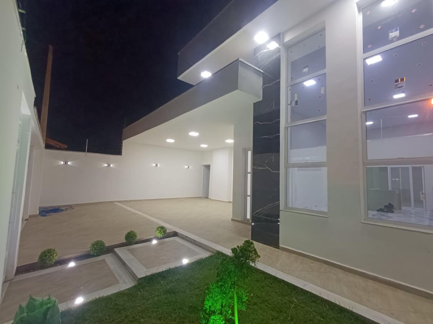 Casa à venda com 3 quartos, 250m² - Foto 47