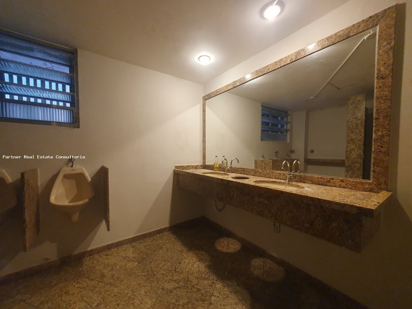Conjunto Comercial-Sala à venda com 1 quarto, 513m² - Foto 18
