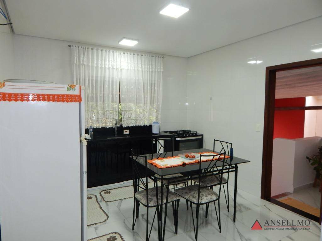 Casa à venda e aluguel com 2 quartos, 150m² - Foto 8