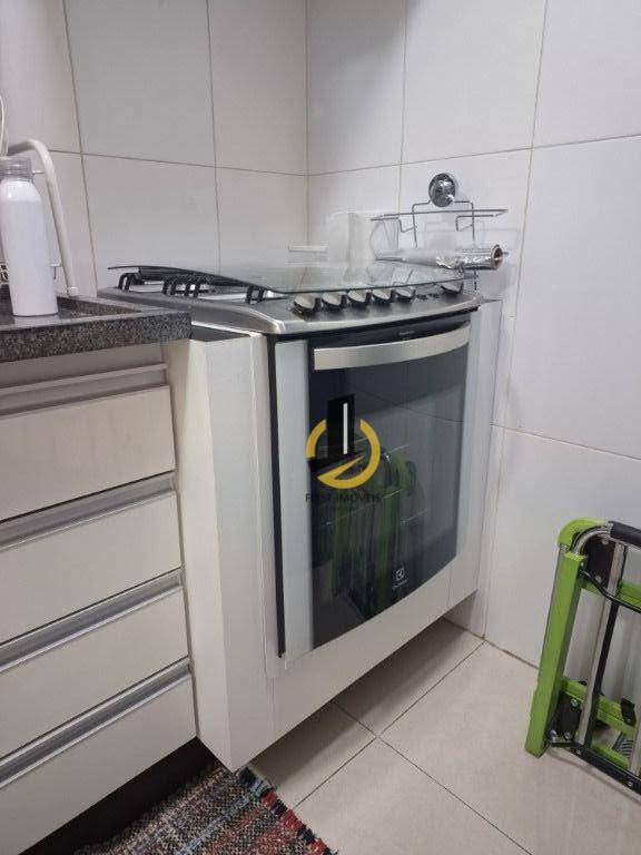 Apartamento à venda com 1 quarto, 38m² - Foto 15