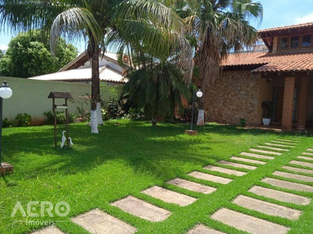 Casa de Condomínio à venda com 3 quartos, 220m² - Foto 3