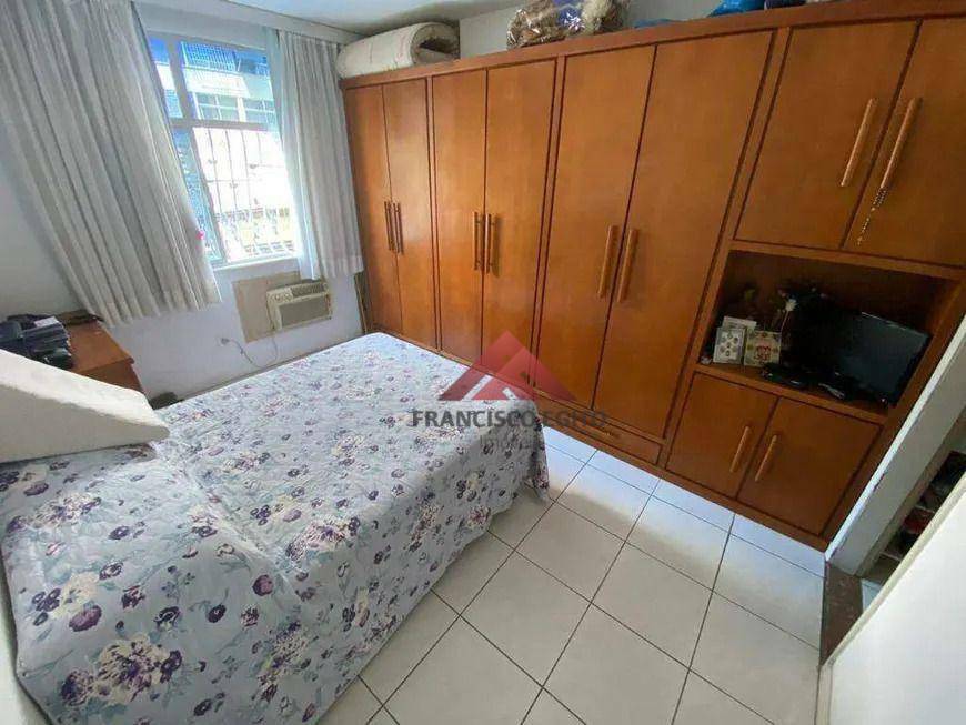 Apartamento à venda com 3 quartos, 107m² - Foto 12