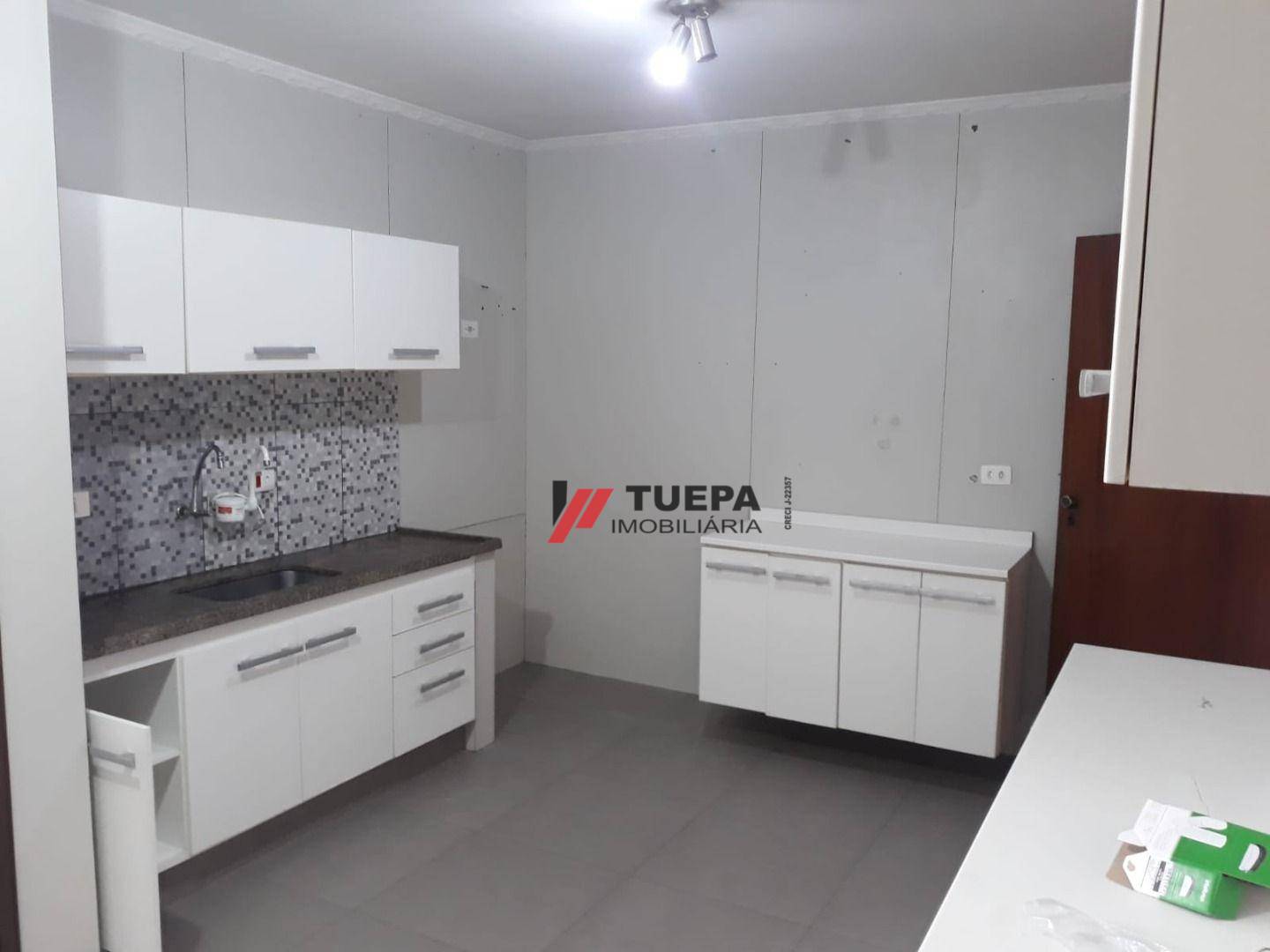 Apartamento à venda com 3 quartos, 135m² - Foto 26