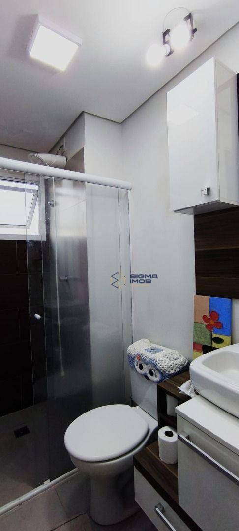 Apartamento à venda e aluguel com 2 quartos, 55m² - Foto 11